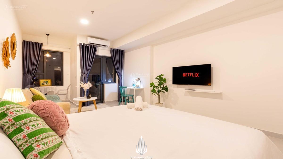 Cho thuê Centennial 80m² - 2PN full nội thất cao cấp, thiết kế hiện đại 1 SOHO RESIDENCES 1pn 40m2 8 Tháng 10 2025