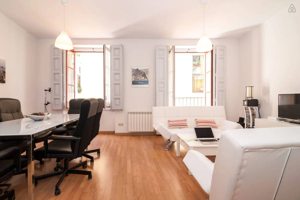 Căn hộ studio hiện đại với thiết kế tối ưu không gian, phù hợp cho sinh viên và chuyên gia trẻ