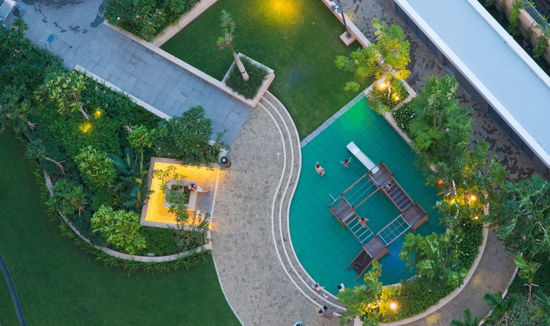Toàn cảnh khu tiện ích hồ bơi 50m và không gian xanh tại City Garden