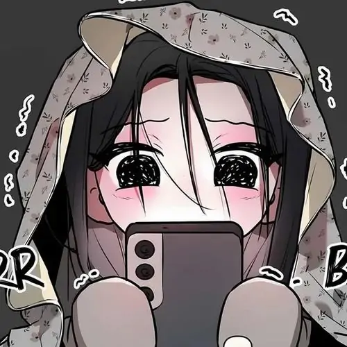 Nàng anime trùm kín mũ áo khoác, tay cầm điện thoại để che giấu gương mặt đang khóc khiến người xem thấy rõ sự vụn vỡ ẩn sau màn hình.