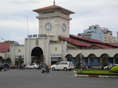 Anh check in cho ben thanh trung tam quan 1 1