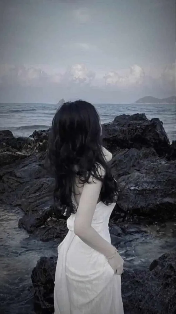 Anh gai di bien che mat 14