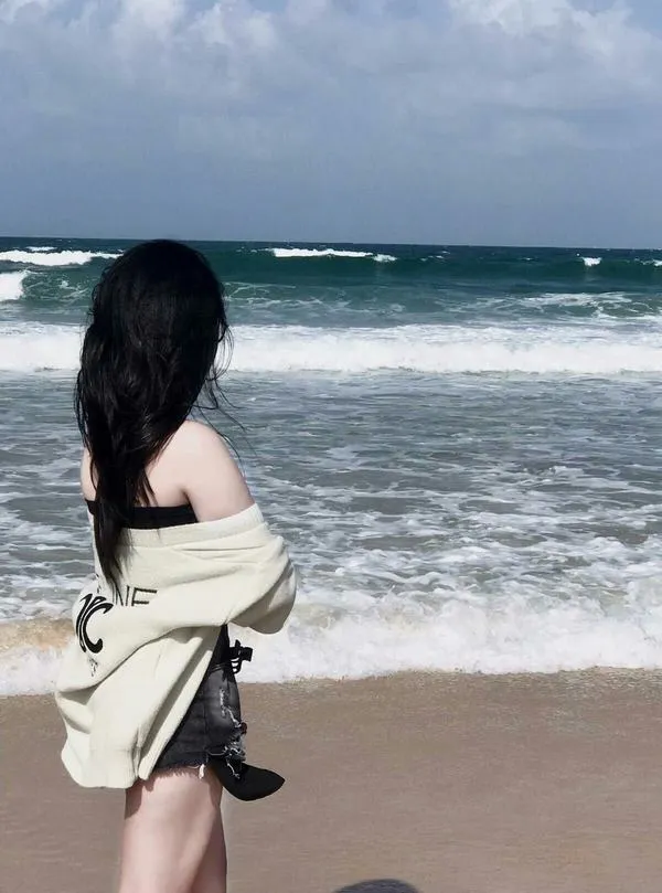 Anh gai di bien che mat 32