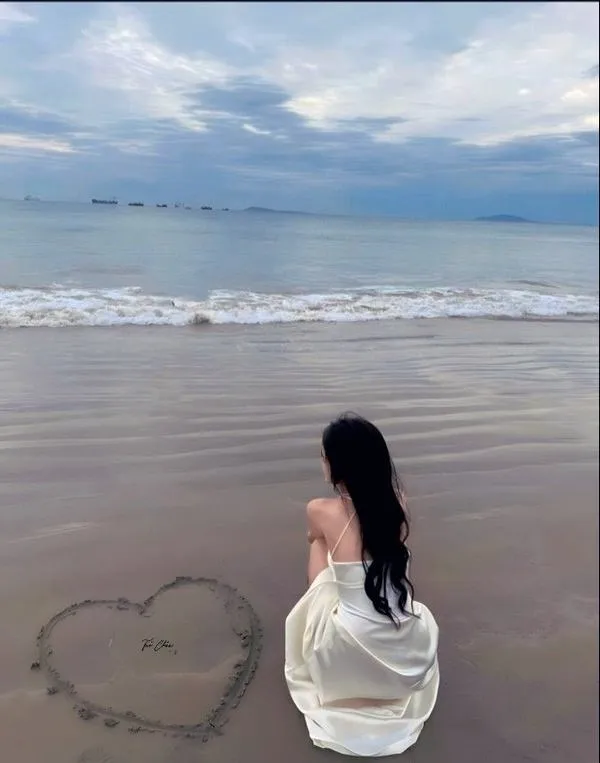 Anh gai di bien che mat 5