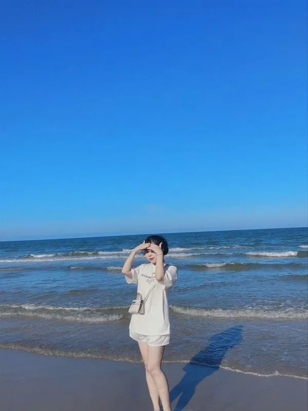 Anh gai di bien che mat 6