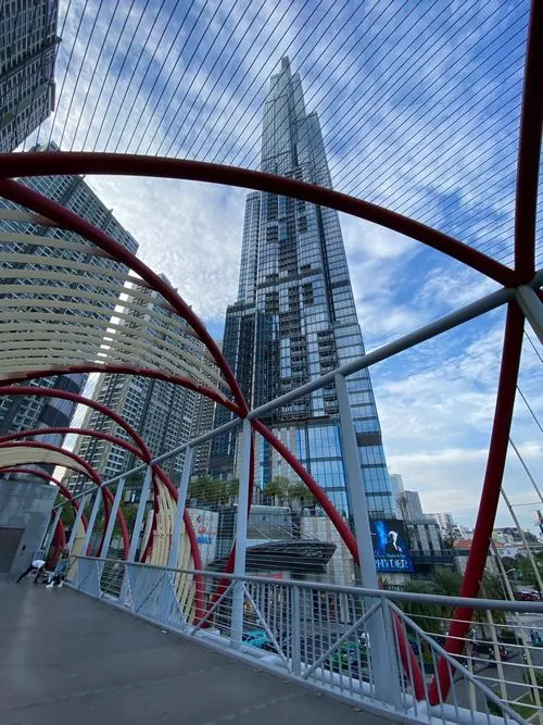 Anh landmark 81 tu tren cao 15