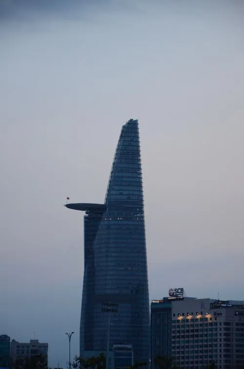 Hinh nen dien thoai thap tai chinh bitexco 10