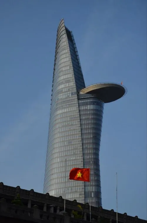 Hinh nen dien thoai thap tai chinh bitexco 4