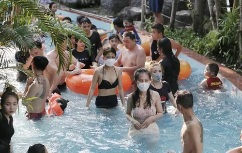 Khu vui choi tre em dam sen 3