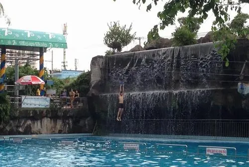 Khu vui choi tre em dam sen 4