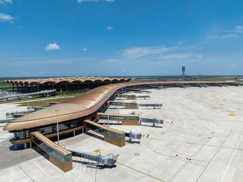 Kien truc san bay long thanh hien dai lung linh ve dem 6