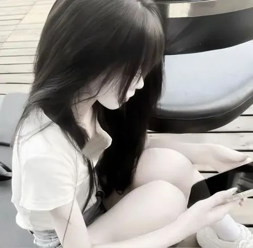 Tong hop hinh anh gai xinh deo khau trang cuc cuon 12