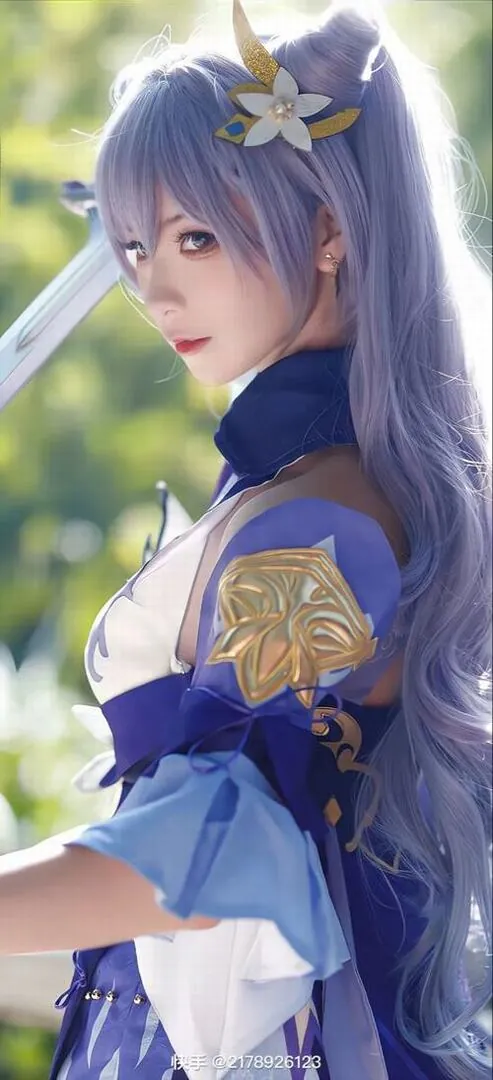Anh cosplay keqing dep me hon cho anh em ngam nhin 10