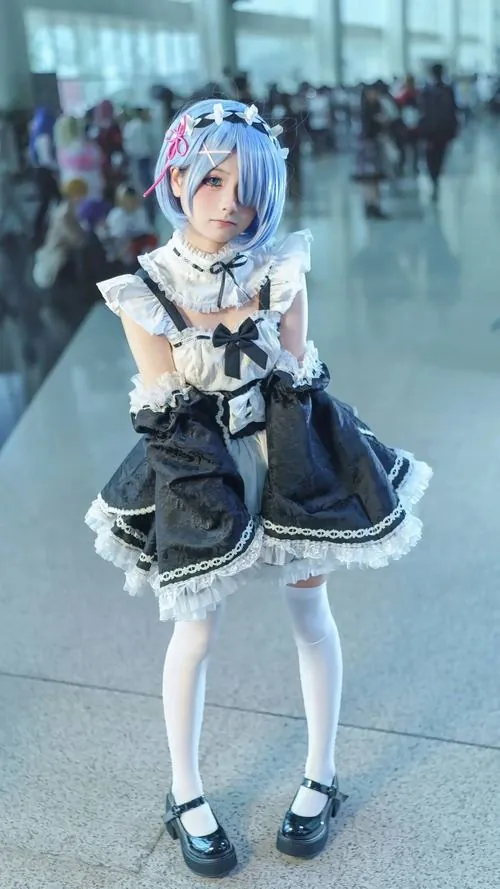Anh gai xinh cosplay rem dep hut hon moi anh nhin 18