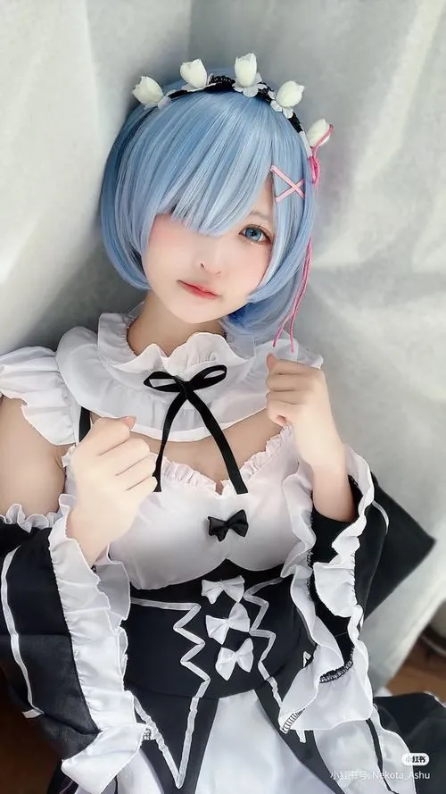 Anh gai xinh cosplay rem dep hut hon moi anh nhin 20