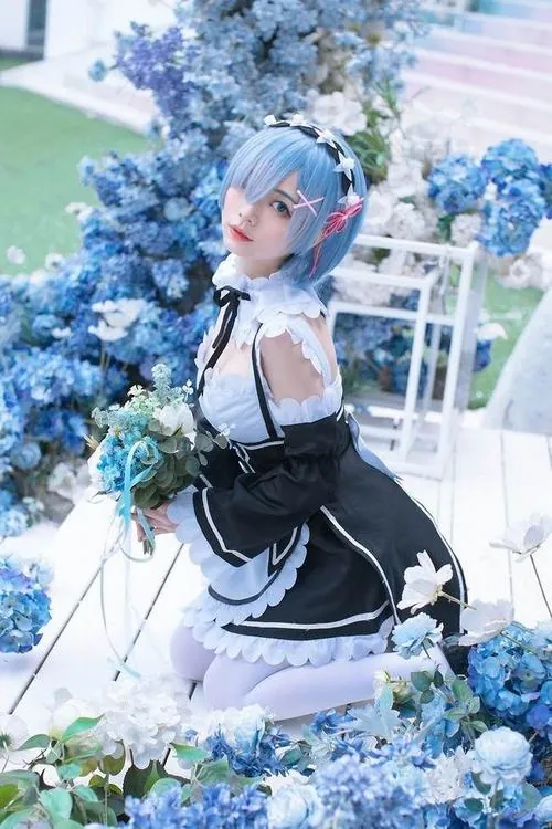 Anh gai xinh cosplay rem dep hut hon moi anh nhin 6