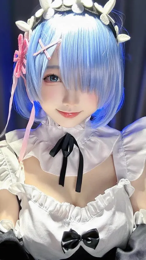 Anh gai xinh cosplay rem dep hut hon moi anh nhin 7