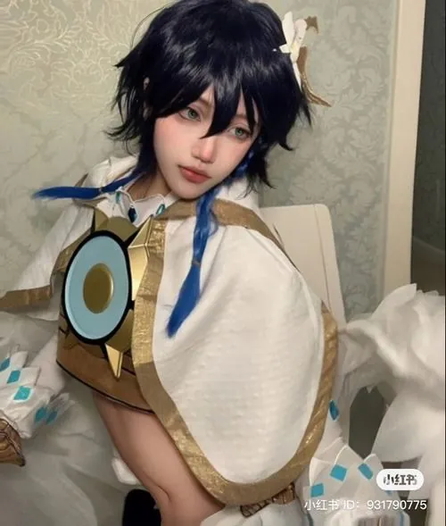 Bo anh venti cosplay phien ban nu ton da dang chuan 13