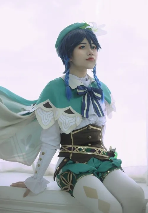 Bo anh venti cosplay phien ban nu ton da dang chuan 15