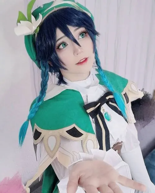 Bo anh venti cosplay phien ban nu ton da dang chuan 8