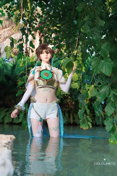 Bo suu tap anh venti cosplay dep me hon cho canh may rau 4