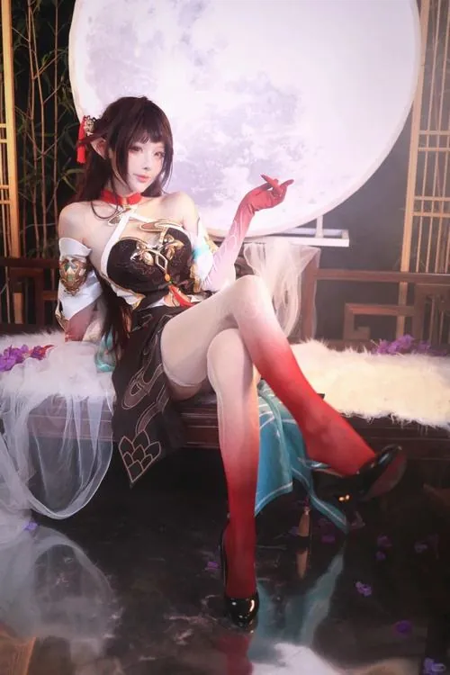 Hinh nen my nu cosplay honkai star rail quyen ru 4