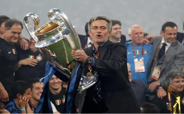 Mourinho cùng Inter Milan hoàn tất cú ăn ba lịch sử năm 2010